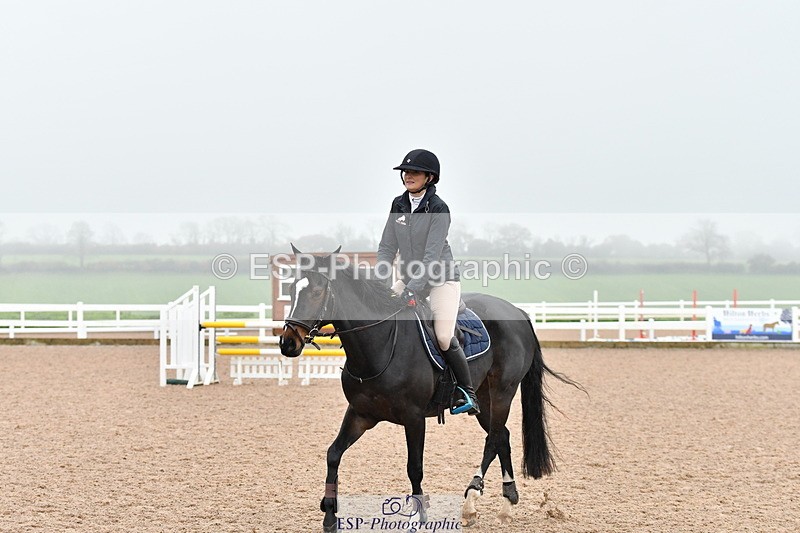 231112A-105404-03481 - Cls 17 Blue Chip Novice Winter Qualifier