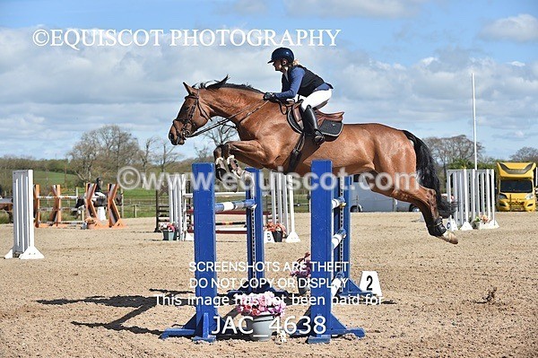 JAC_4638 - CLASS 11 SAT Andrew Hamilton Coach, RHS Foxhunter Championship Qualifier
