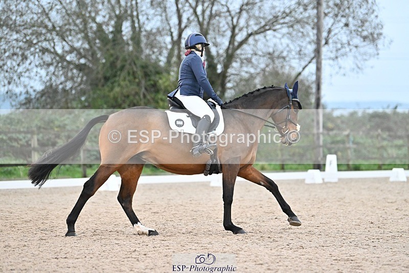 241103-155525-03272 - Novice 1 - 14.44 to 16.08