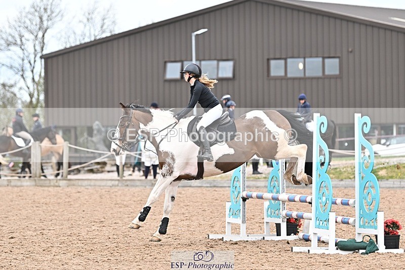 250414-105723-00323 - 80cm Round 1