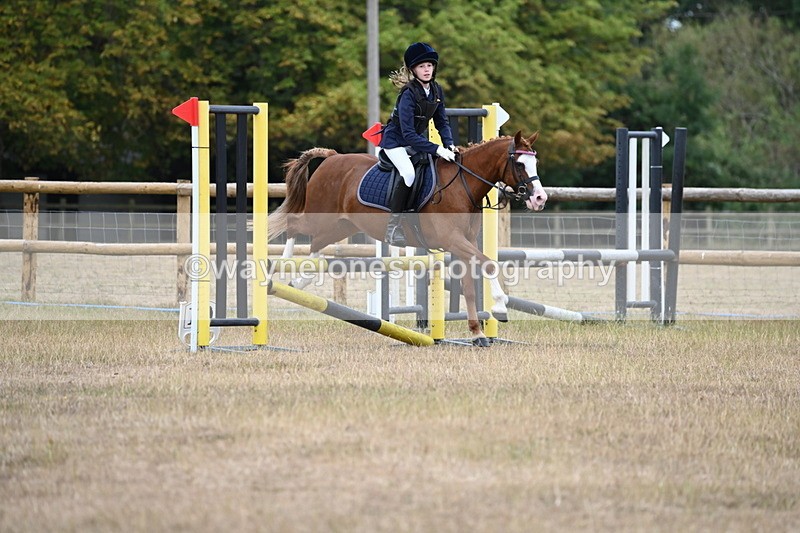 WJ6_0770 - Class 14 Intermediate Jumping 75cm