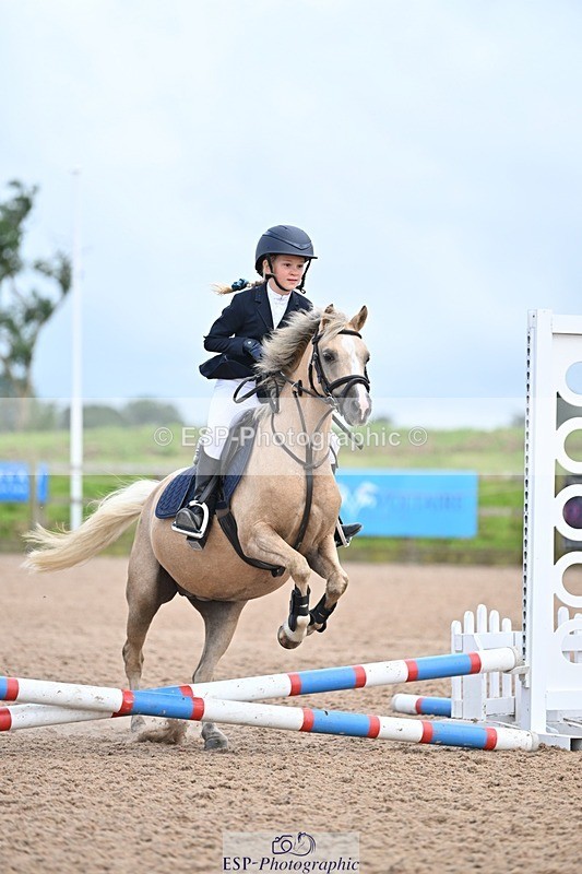 240813-150506-00015 - Clear round & 60cm