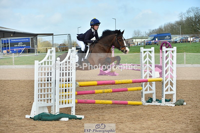 240210A-121208-00985 - Cls 19+20 Club and Schools 80cm