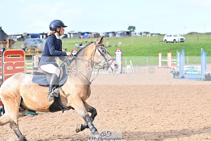 240628A-182827-01816 - Cls 6 Springboard 128cm + 138cm