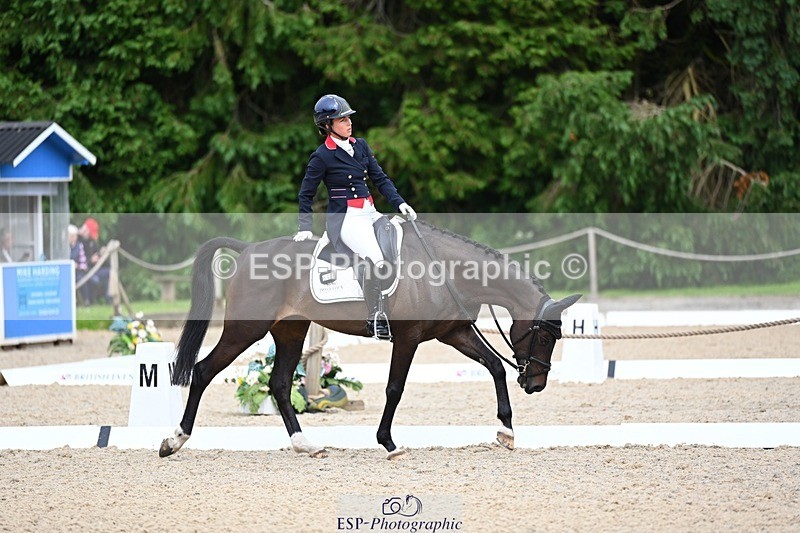 240524-160243-10687 - 540-OPPOSITION_HERALDIK_GIRL-Kirsty_Chabert