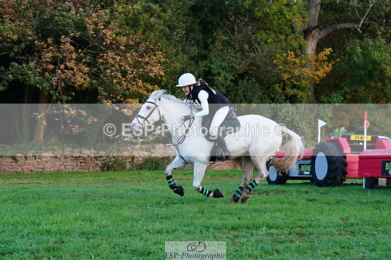 251025A-163948-22047 - H-652-Amelie.Perceval