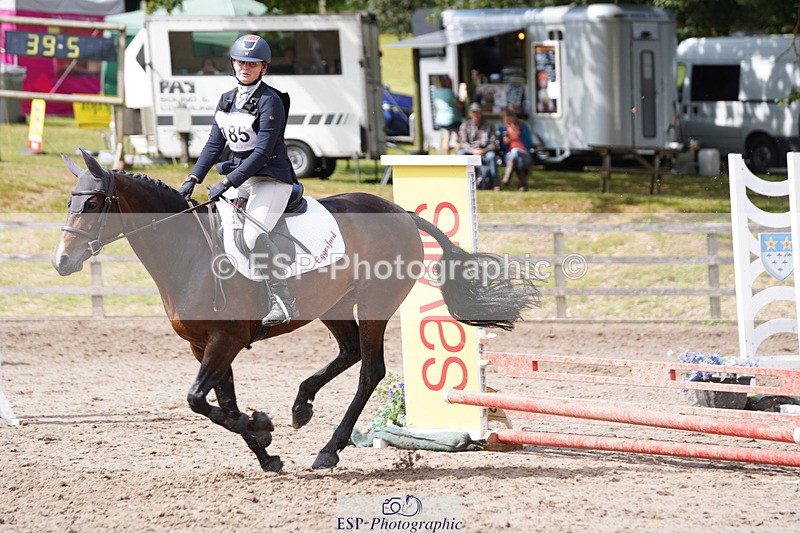 240824X-124128-24230 - 80cm Round 1 12.00 to 13.00