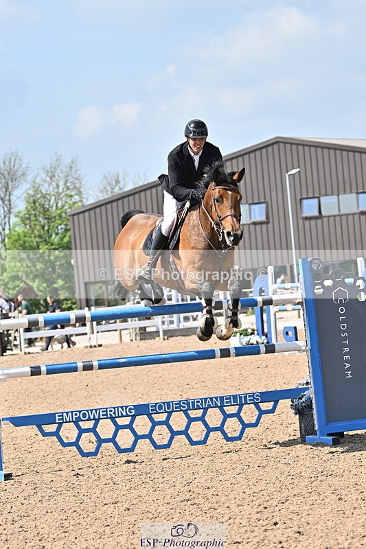 240509A-150605-02651 - Cls 11 National 1.40m Open