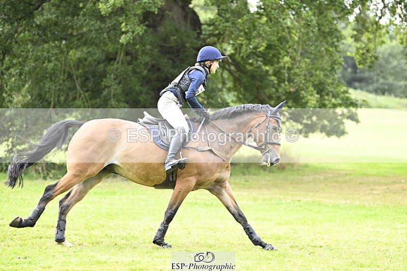 240825X-180800-38324 - 80cm XC 17.30 to End