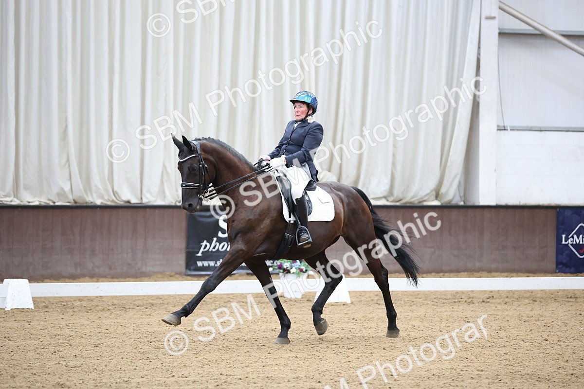 SBM_003911 - Class 8 - Advanced Medium 6 Silver