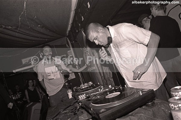 27 luke-unabomber - Friends-&-Family @ the-roadhouse 15.09.01