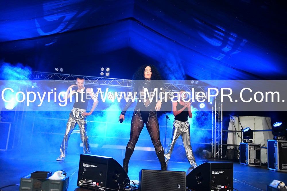 SH4_6213 - The Cher Experience