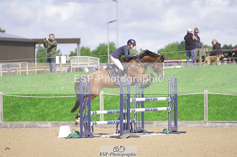 230806A-113436-01623 - Cls 13 Snr Newcomers & 1.10m Open