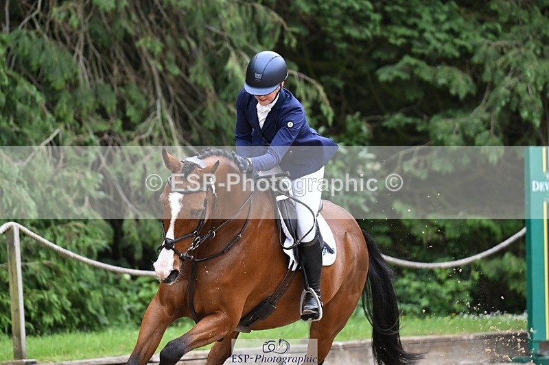 260630A-101832-20052 - C-374-Hannah.Nicolson