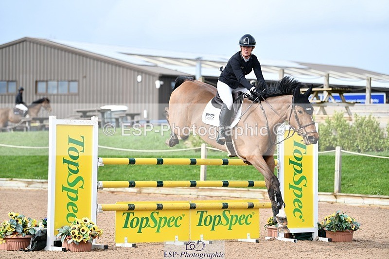 260313-130629-01705 - Cls 3 + 4 Snr Foxhunter and 1.20m Open