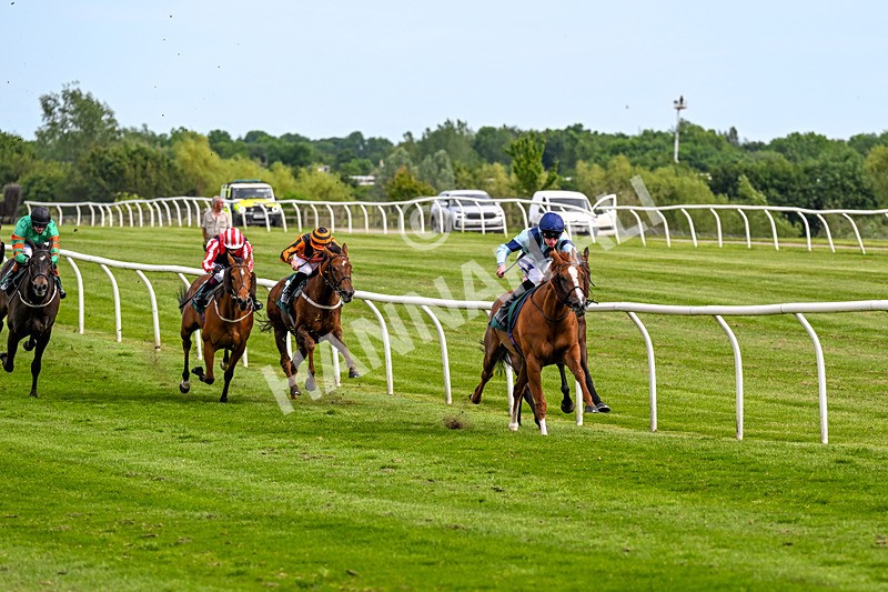 300526-Race 6-Zoustar Dreams-0792 - Race 6 16.43pm Racing TV Handicap