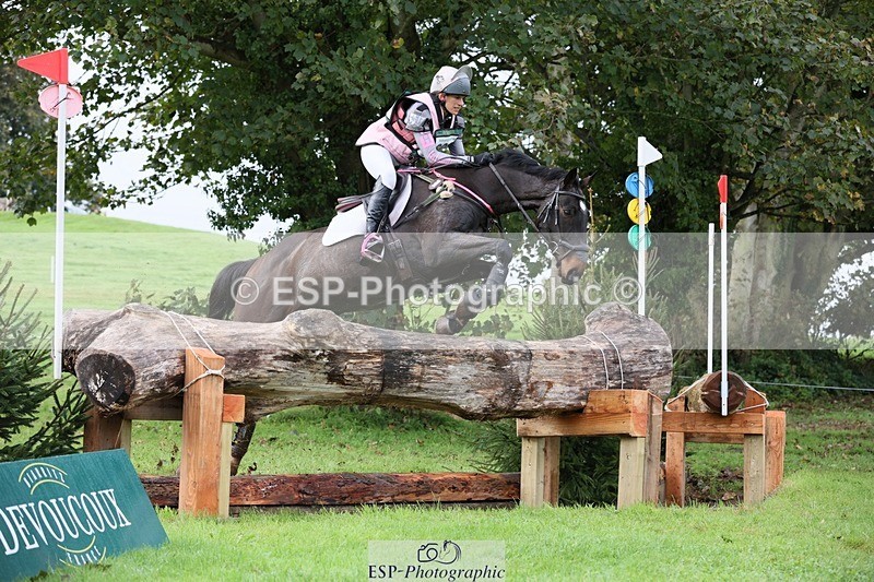 231021-095648-13194 - 603-KILBUNNY.BLUE.BIRD-Claire.Deuten-SC+XC