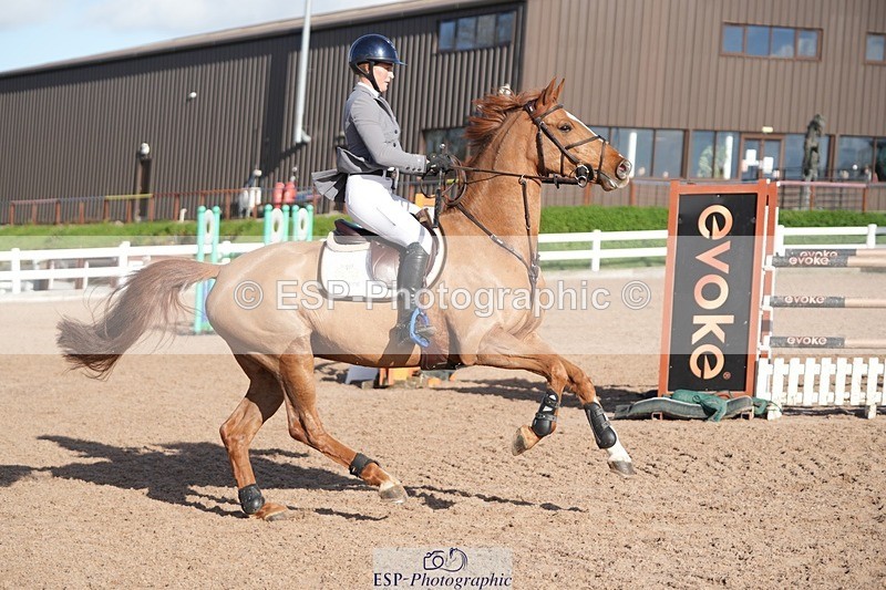 251108-124116-02542 - Cls 13 Foxhunter and 1.20m Open