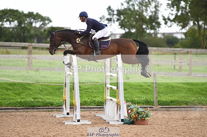 230812A-164828-10347 - Cls 38 Nat 1.40m Open