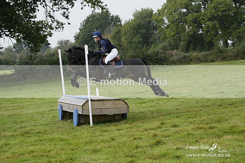  WWHT 171021 0754 - Open Novice (0.80m)  17/10/21