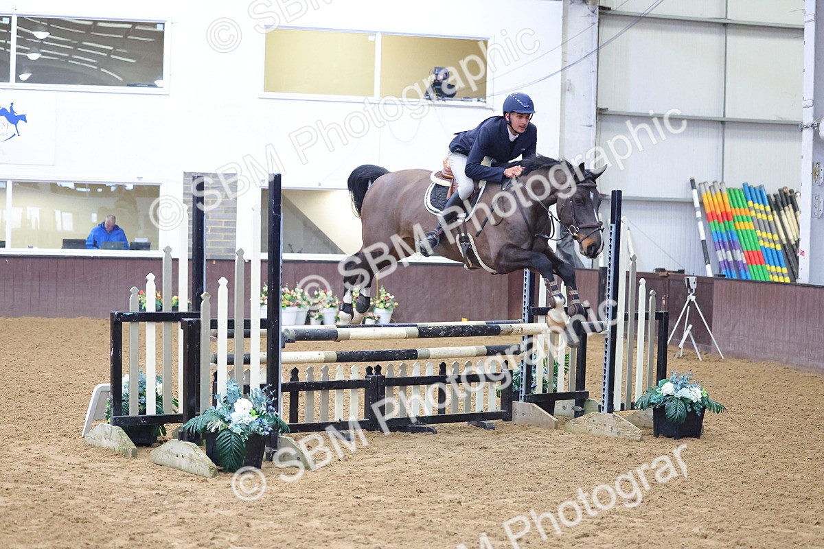 SBM_008295 - Class 21 - Nupafeed Supplements Senior Discovery/ 1m Open - First Round (1.00m)