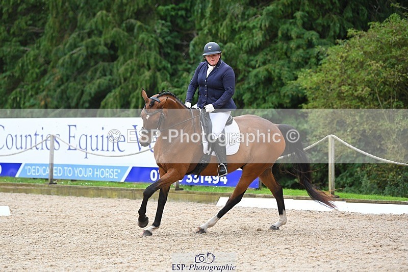 230813-171721-08617 - Cls 14 Medium Silver 16.45 to End