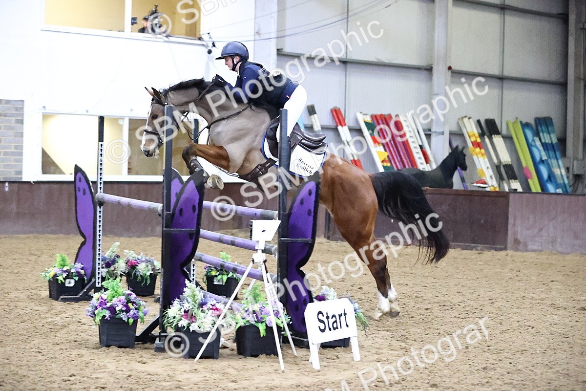 SBM_010091 - Class 25 - Equestrian Senior Foxhunter 1.20m