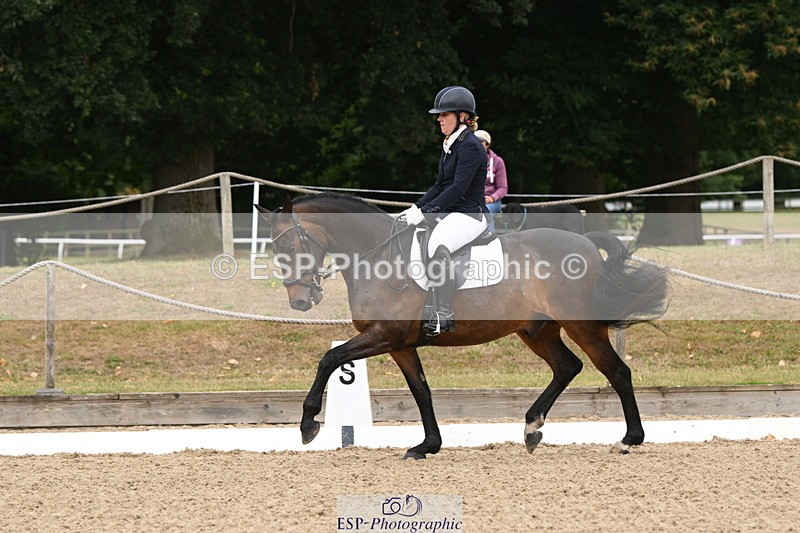 250720A-121112-10161 - 098-Becky.Littleton-Optical.Illusion