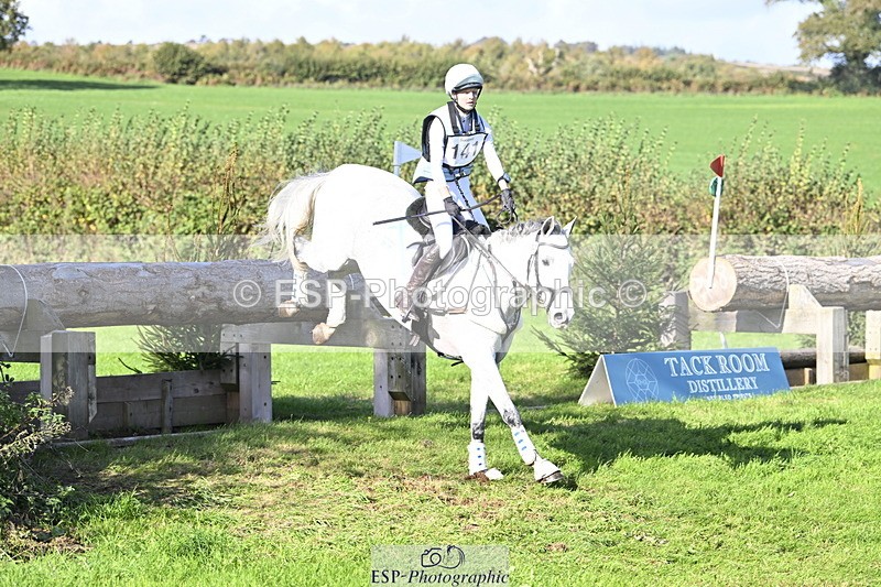 251024A-125203-11296 - B-141-Erin.Neale