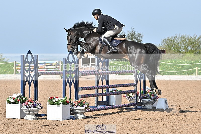 240509A-095654-00724 - Cls 8 Foxhunter