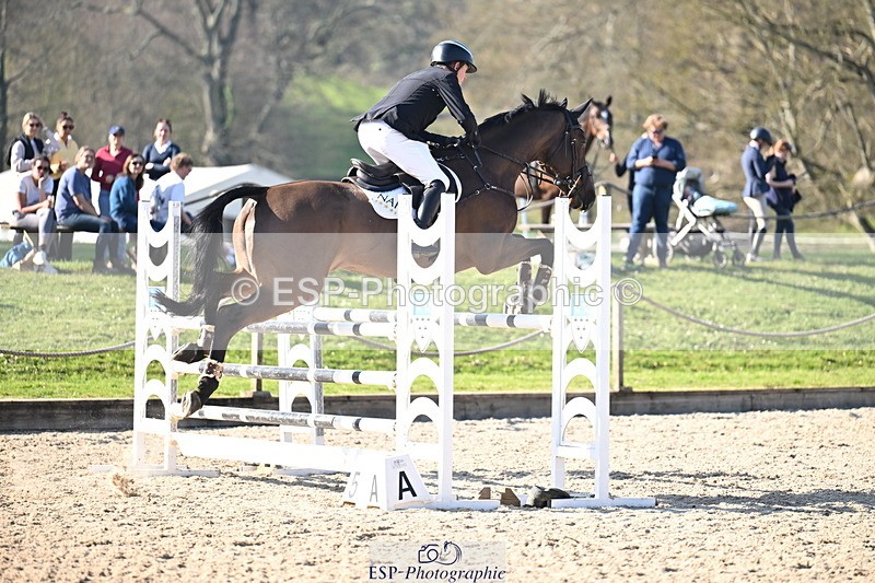 260321A-151117-01066 - 6 Foxhunter 1m 20 Open
