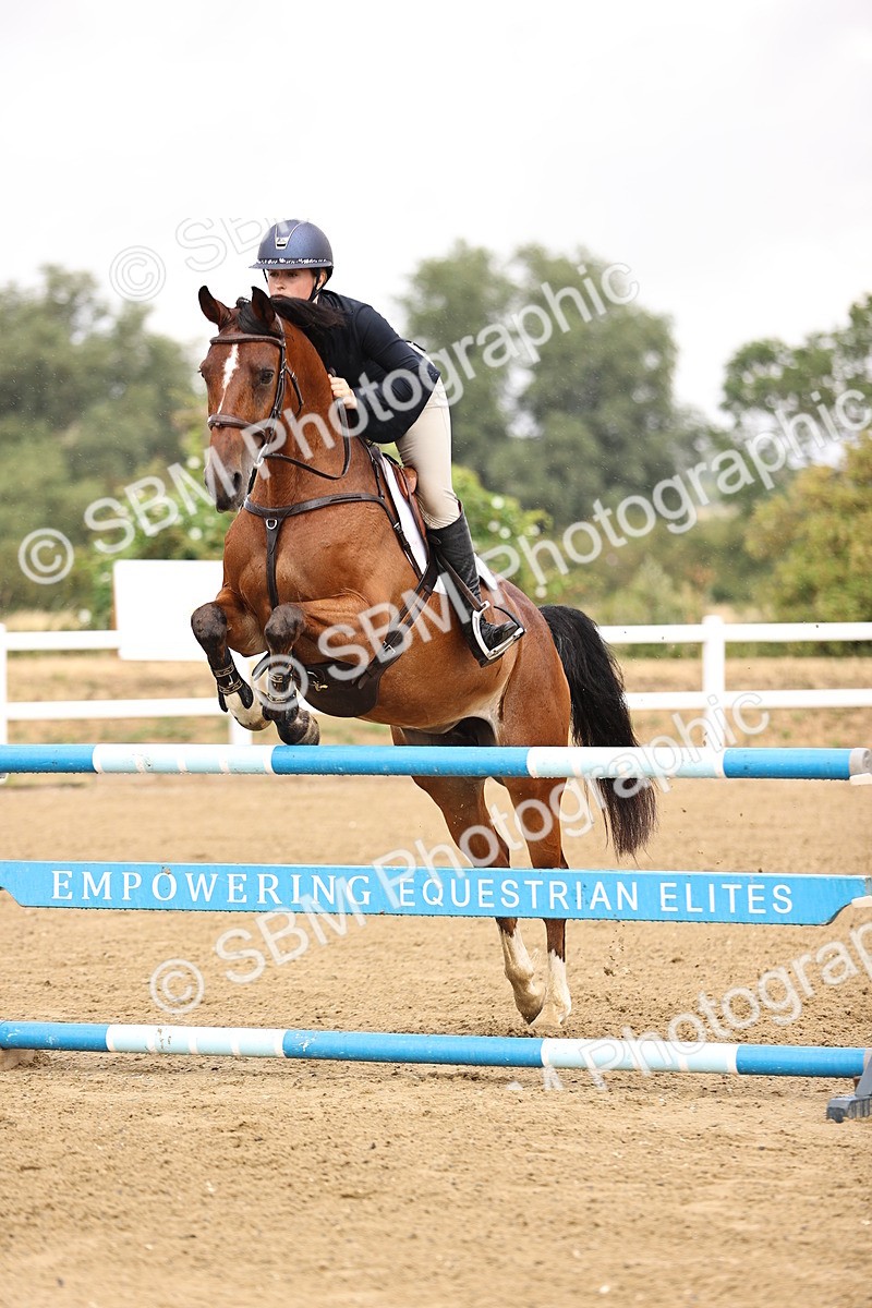 SBM_026666 - Class 12 - Amateur Championship Qualifier 1.05m