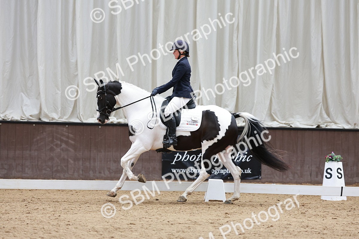 SBM_009179 - Class 6b - Novice 6 - 11.02-12.19