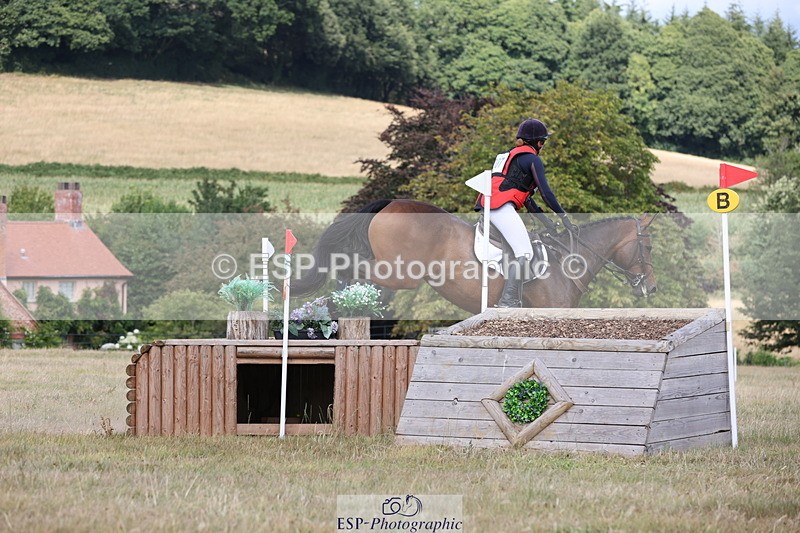 250802A-160214-06921 - E-207-Imogen.Carter-ARDNORE.EPONA