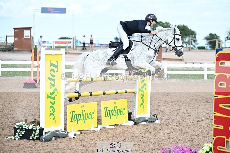 260627-174830-05852 - Cls 27 Foxhunter and 1.10m