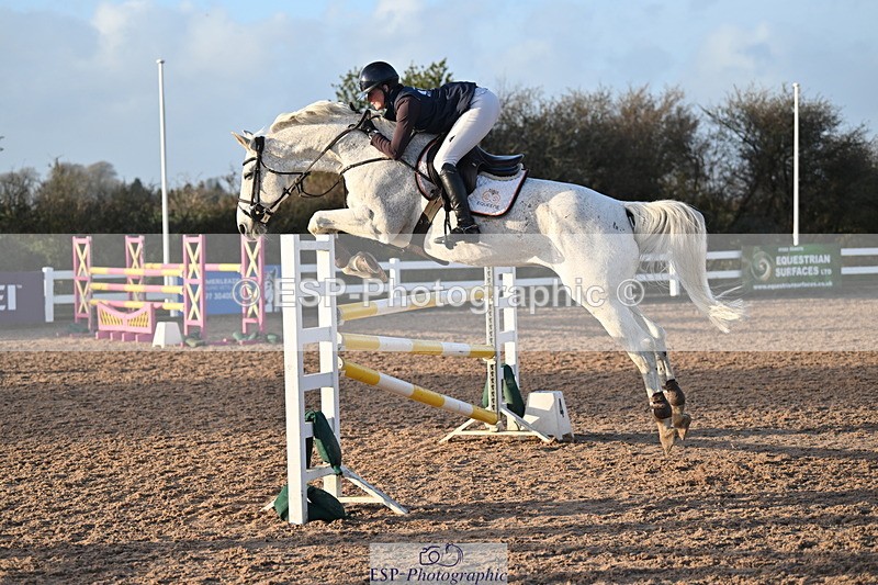 231210A-144228-02826 - Cls 21 Foxhunter & 1.20m Open