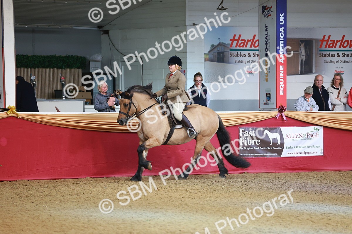 SBM_09475