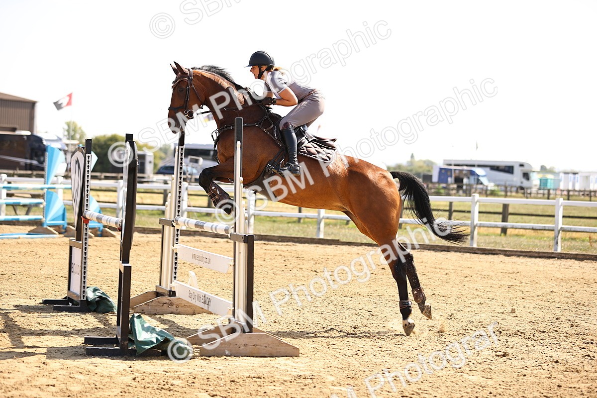 SBM_006911 - Class 13 - Senior Newcomers - 1.10m