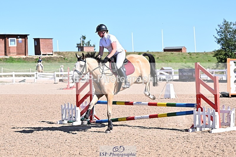 250708A-164815-00101 - 70cm Classes
