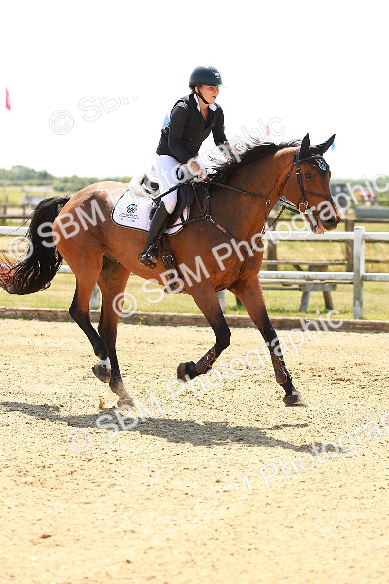 SBM_001660 - Class 4 - Senior Newcomers - 1.10m