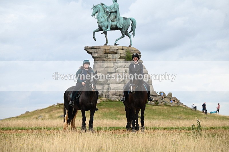 DSC_5140 - Time at Statue 11:10 to 11:42