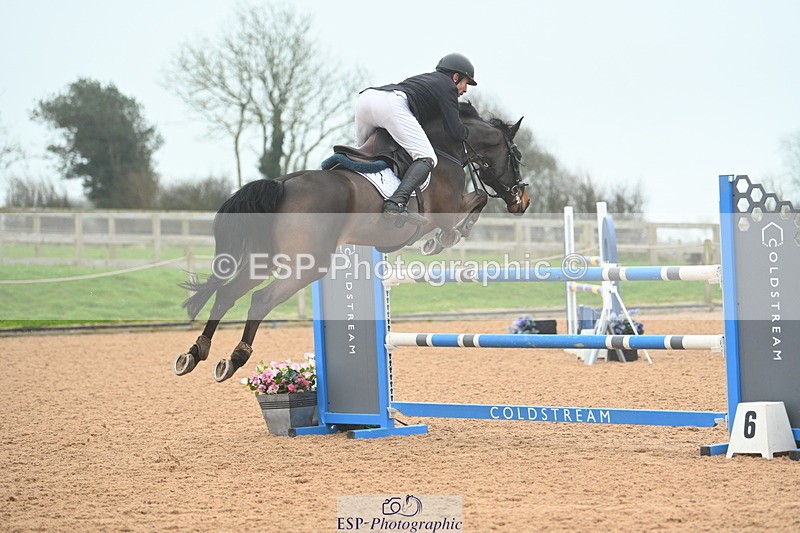 240316A-125240-03543 - Cls 15 Snr Foxhunter