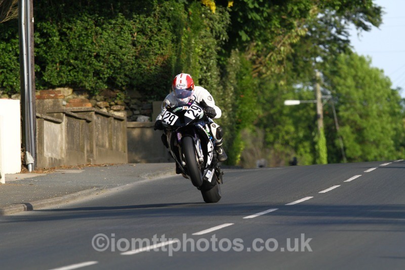 Ian Pattinson BMW / Weardale Racing Ltd - Tuesday Practice Solos