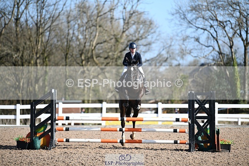 250330-100244-05971 - Cls 32 British Novice and 90cm