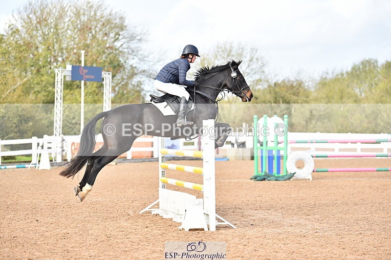 231101A-123046-00283 - Cls 4 Members 1.15m & Open