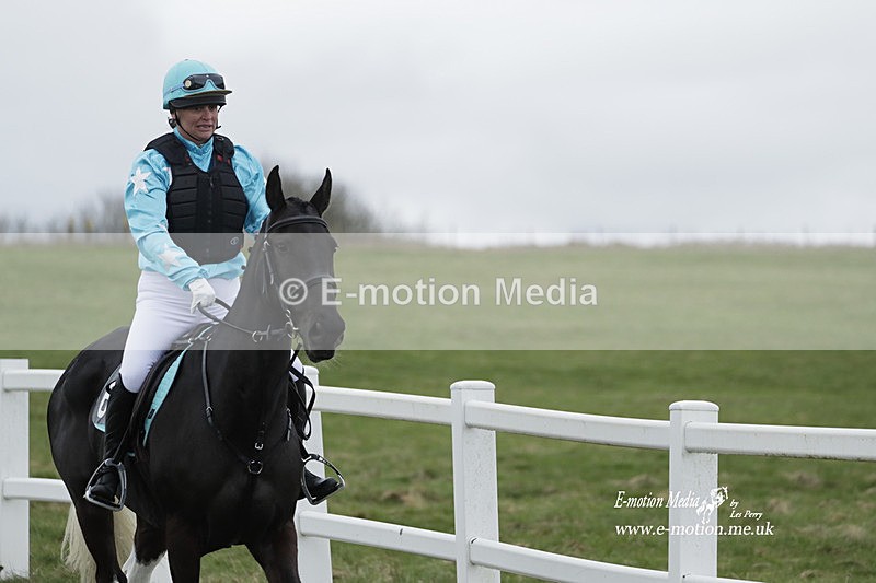PtP 260323 0164 - New Forest Hounds Point-to-Point Larkhill 26/03/23