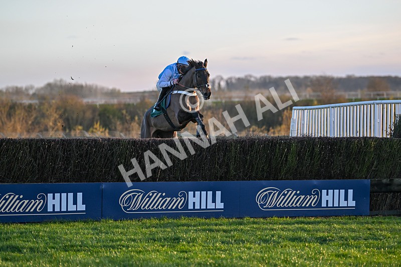 221124-Race 6-Presentandcounting-5373 - Race 6