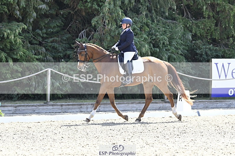 250810A-115644-05593 - 107-Sophie.DickinsonFurst.Ricci