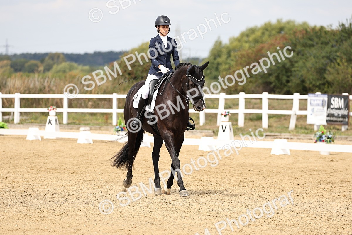 SBM_013135 - Class 3 - Novice 4 - 11.43-12.25