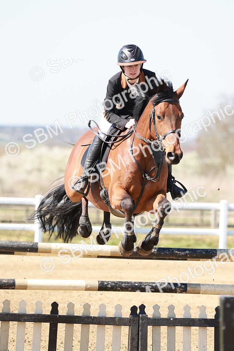 SBM_004302 - Class 17 - Senior Newcomers - 1.10m